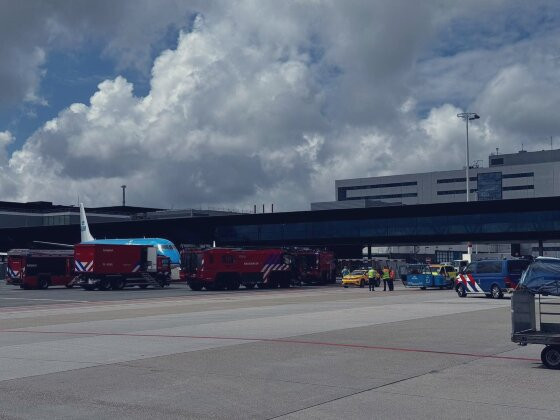 Homem é sugado por turbina de avião e morre em aeroporto de Amsterdã
