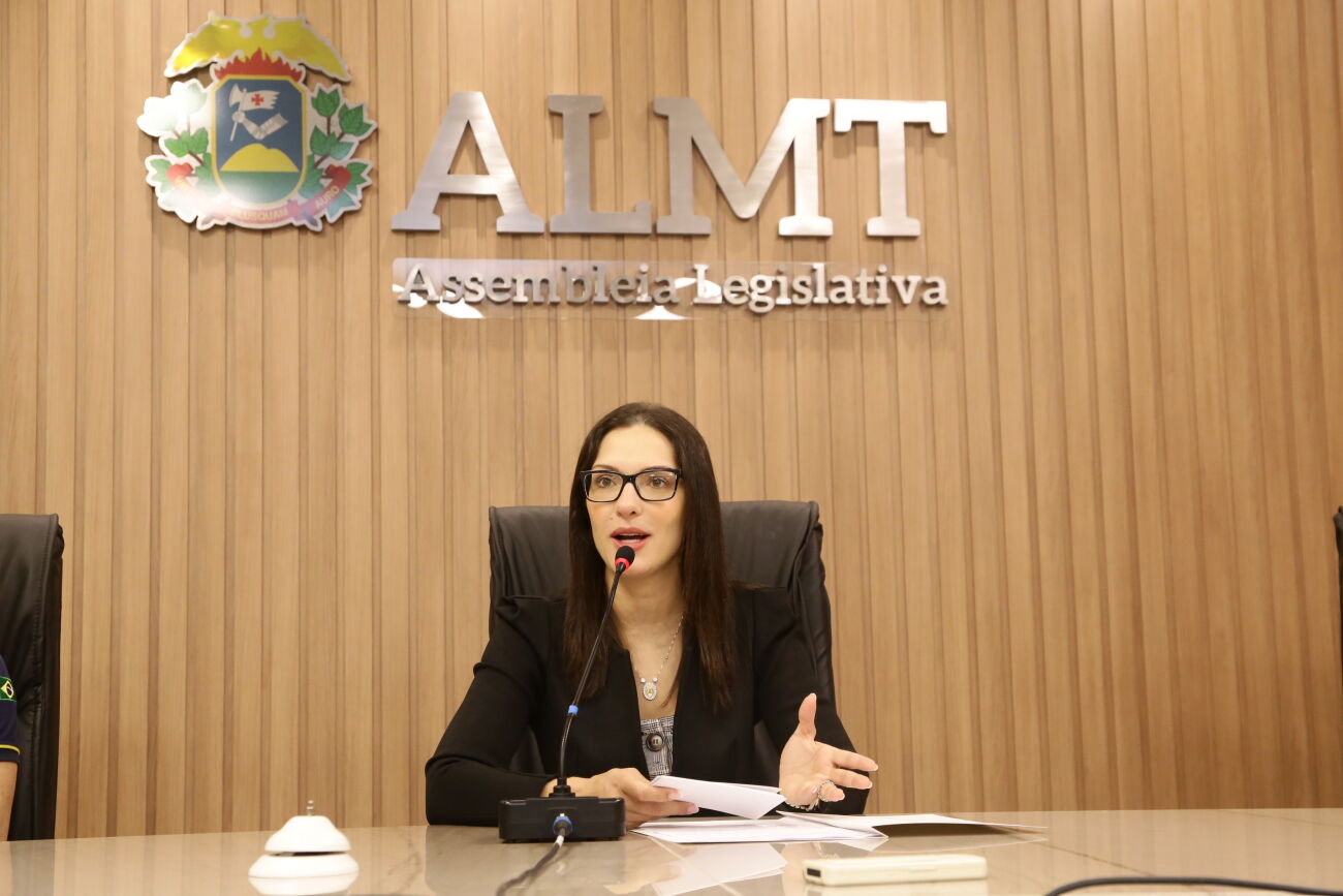 PL prevê exoneração de servidores condenados por feminicídio