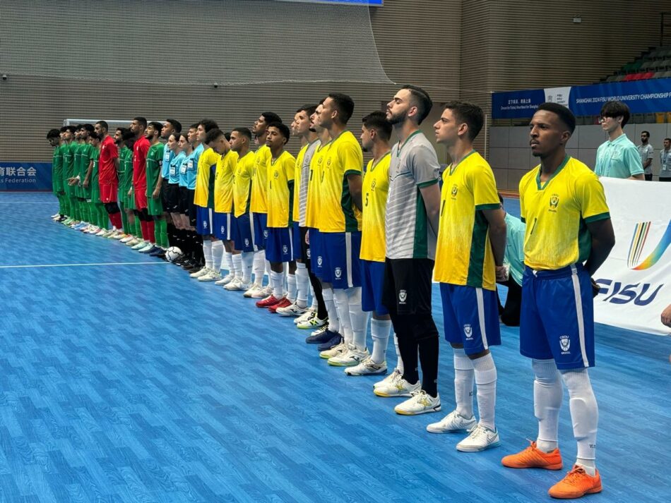 Bolsistas de MT, atletas disputam semifinal do Mundial Universitário de Futsal na China