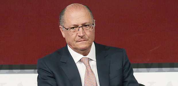  DESCARTADO: Alckmin diz que não cogita Meirelles como vice