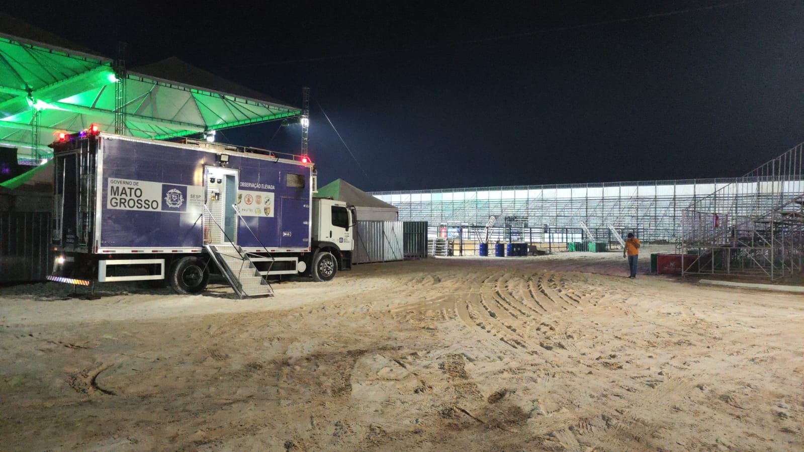  Plataforma elevada móvel do Vigia Mais MT reforça segurança na 23ª Expoverde com câmeras