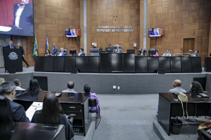 Eduardo Botelho destaca importância de homenagem da ALMT