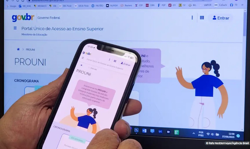 Inscrições gratuitas para Prouni de 2024 terminam nesta sexta-feira