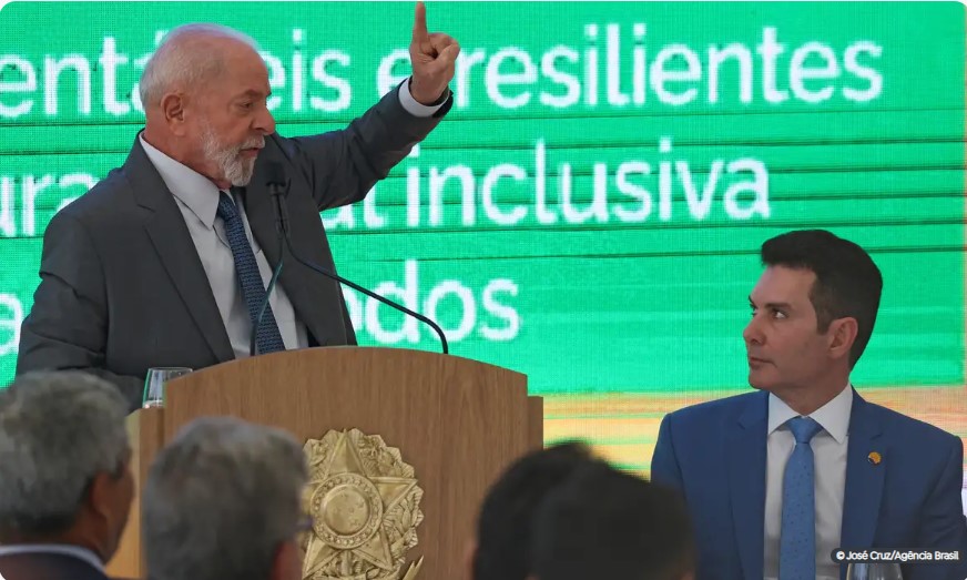 Lula anuncia R$ 41,7 bilhões em obras de mobilidade e drenagem urbana