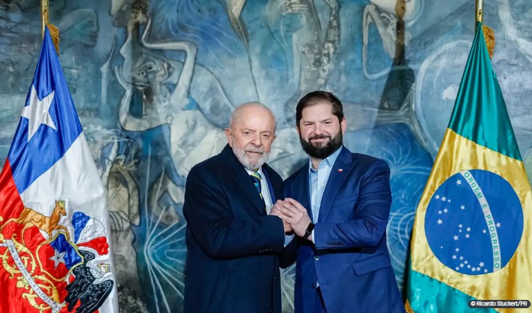 Brasil e Chile assinam 19 atos bilaterais