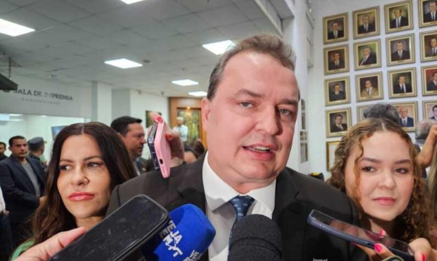 Assembleia elege nova Mesa Diretora e oficializa Max Russi na presidência