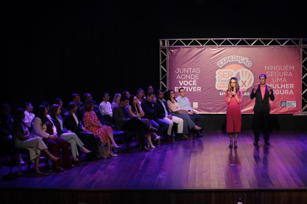 Primeira-dama de MT reforça urgência de revisão no Código Penal durante a 4ª edição da Expedição SER Família Mulher em Primavera do Leste