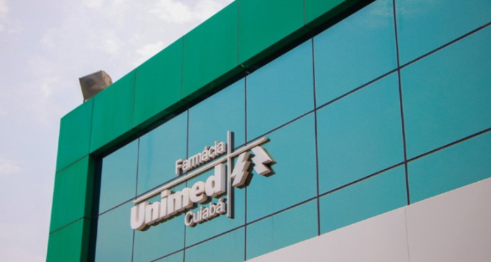 Mulher processa Unimed após plano de saúde subir para R$ 4,4 mil