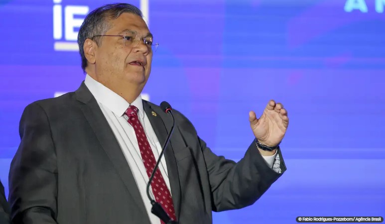 Dino diz que acordo sobre emendas ainda passará pelo plenário do STF