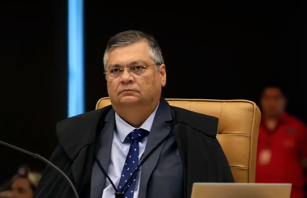 Dino determina novas medidas para garantir transparência de emendas