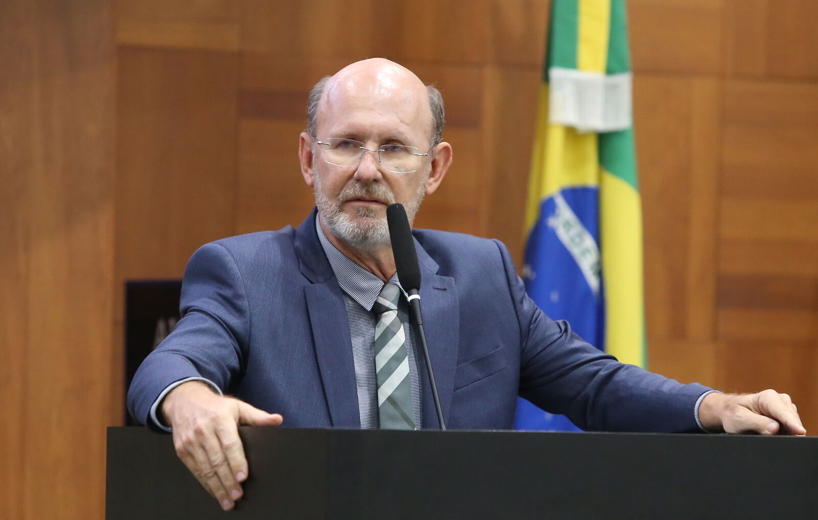Deputado critica violência em debates em Cuiabá, mas elogia reação de Botelho
