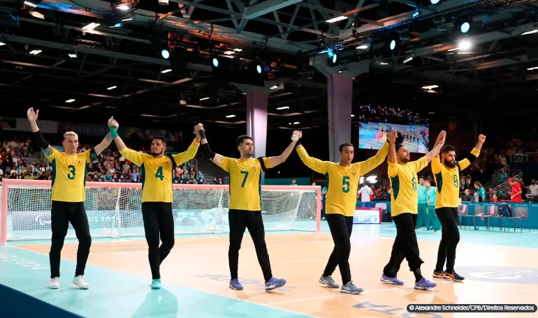 Seleção masculina de goalball garante medalha de bronze em Paris