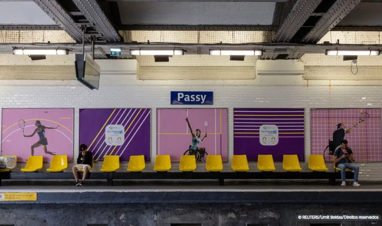 Paralimpíada traz avanços, mas acessibilidade em Paris ainda patina