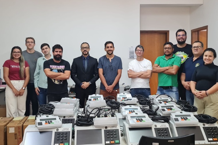 MPMT acompanha carga e lacre das urnas para Eleições 2024 em Querência