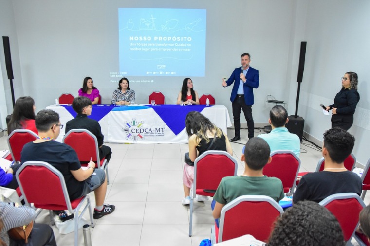 Encontro do Comitê de Participação de Adolescente ocorre em Cuiabá