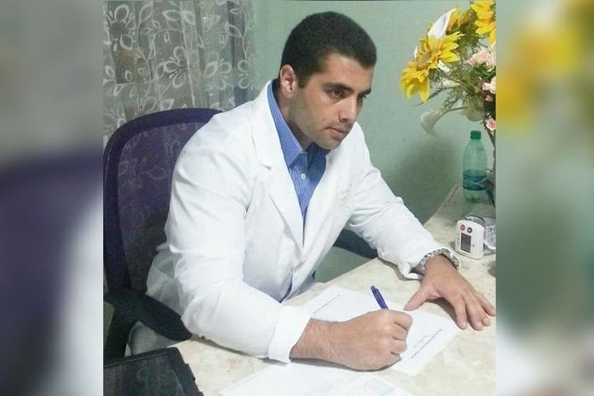 Justiça solta namorada do Dr. Bumbum