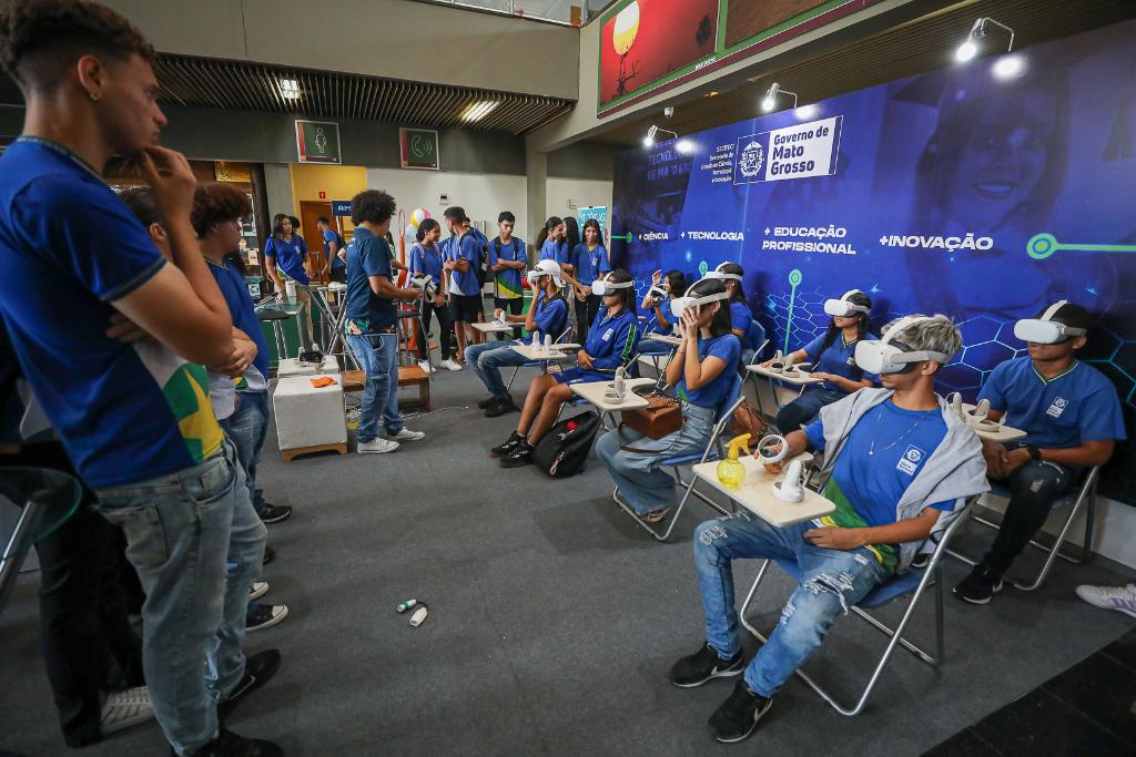 Mais de 2,5 mil pessoas visitam os três dias da Semana Nacional de Ciência e Tecnologia