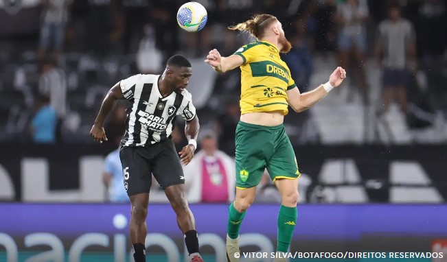 Botafogo empata com Cuiabá e vê cair vantagem na ponta