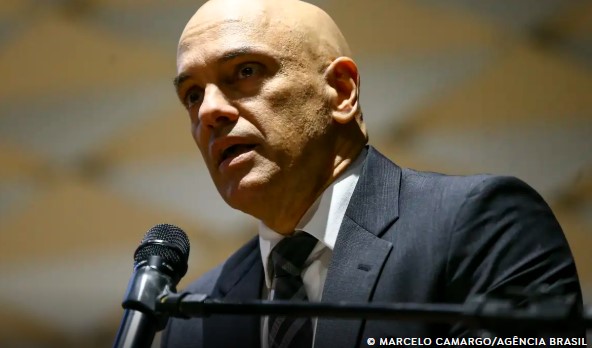 Investigados tentaram prender Alexandre de Moraes, diz PF