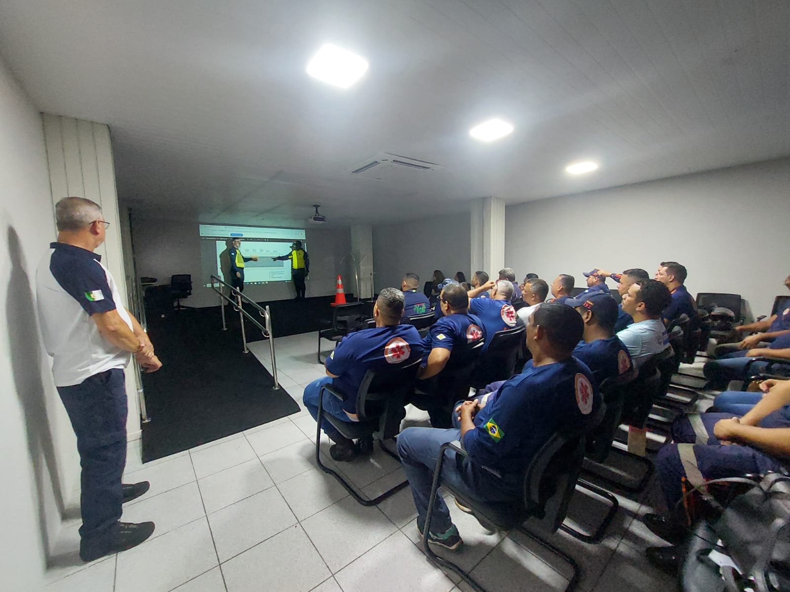 Semob promove curso de trânsito e capacita profissionais do SAMU em Cuiabá