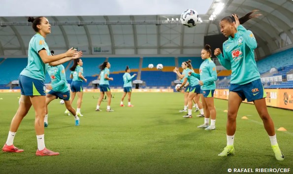 Com indicadas a prêmio da Fifa, Brasil revê Austrália em amistoso
