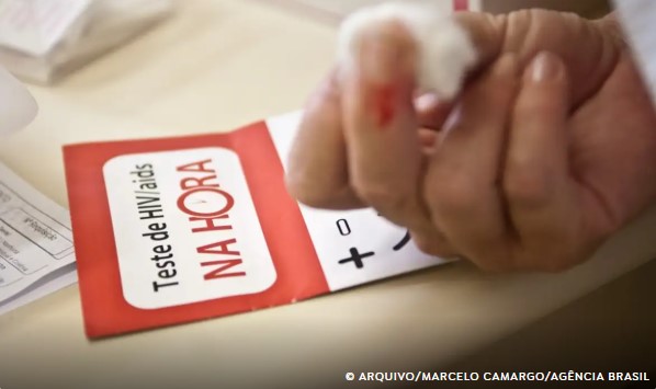 Hoje é Dia: combate à Aids e Dia Nacional do Samba são destaques