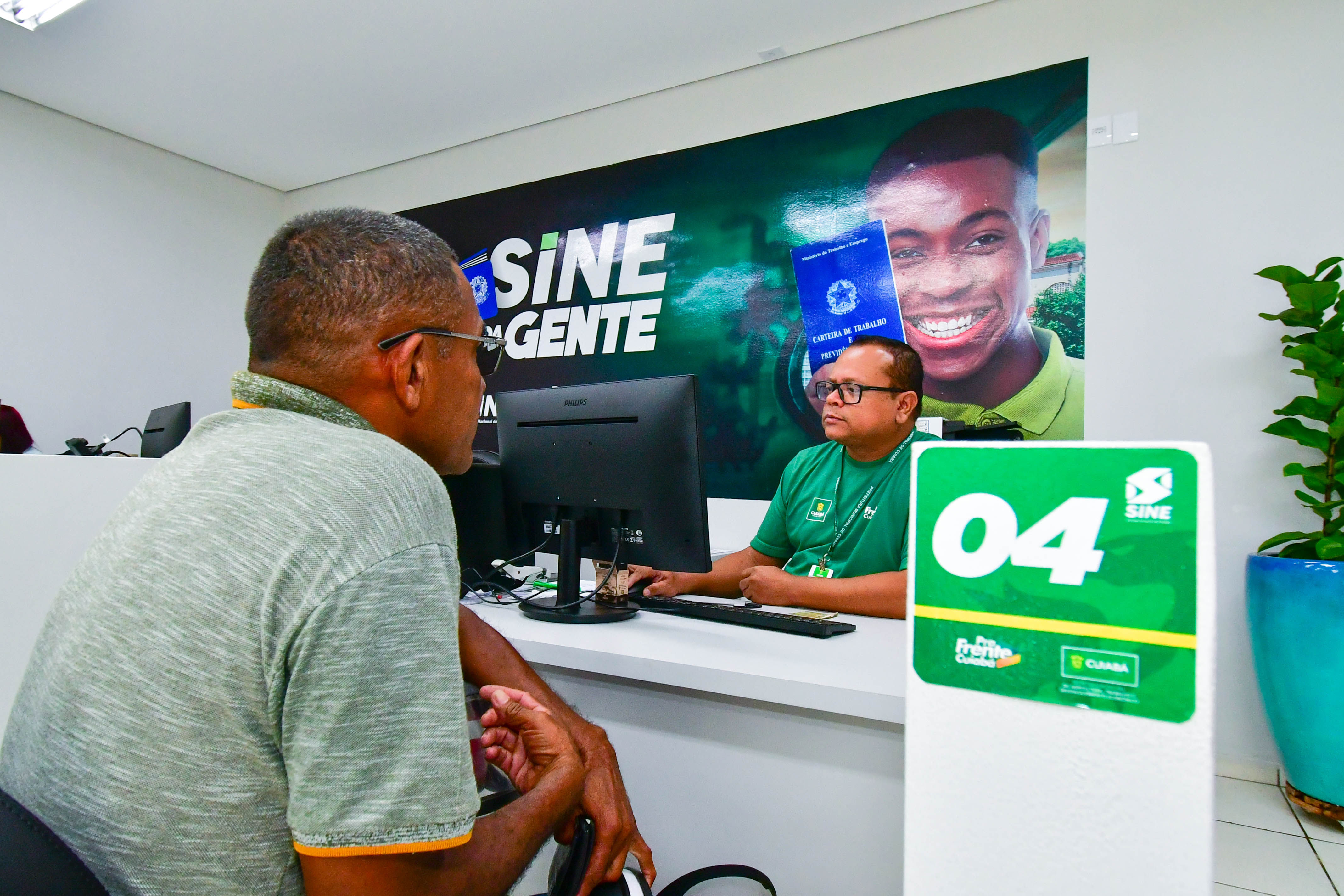 Sine Municipal oferece 254 vagas de emprego nesta segunda-feira (2)