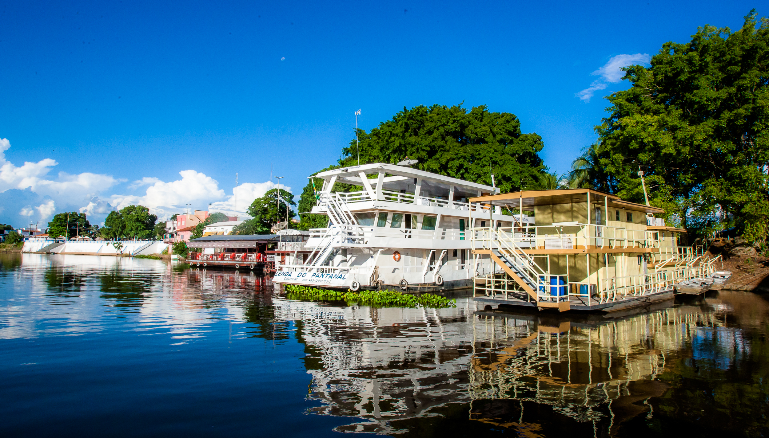 CAMPANHA EM CÁCERES: Pedro Taques fala de obras na região e não “esquece” de cutucar Mauro Mendes,  além do pai do deputado federal Fábio Garcia