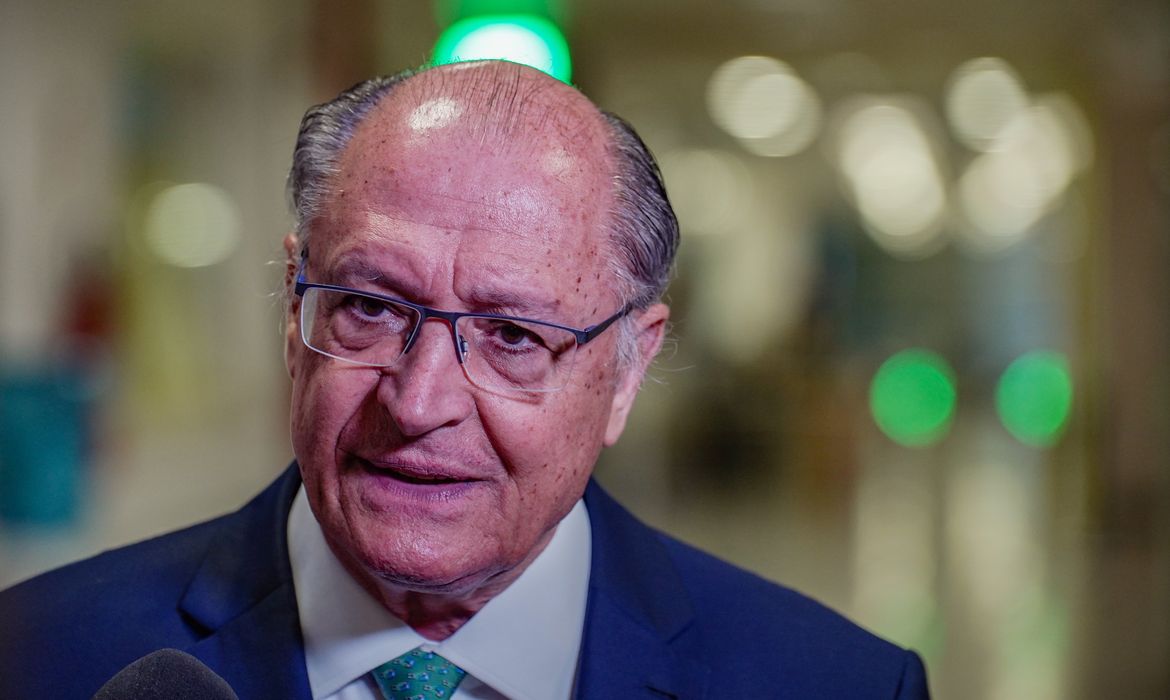 Alckmin assumirá agendas com primeiro-ministro da Eslováquia, após cirurgia de Lula