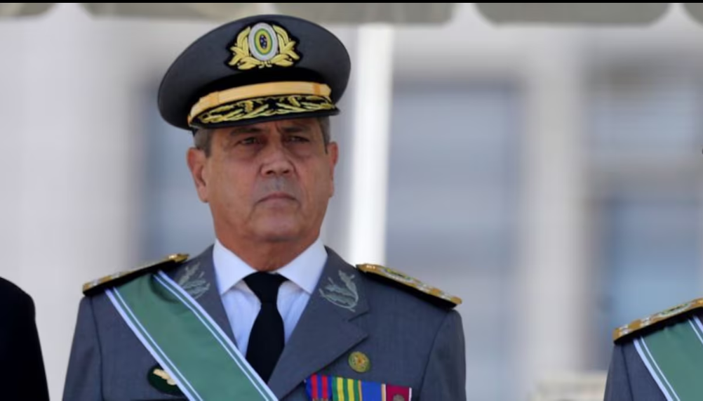 Exército já cogita que ação da PF pode atingir mais oficiais após prisão de Braga Netto