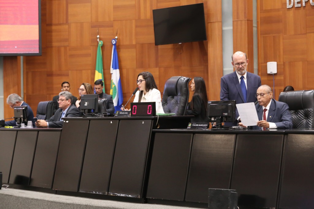 ALMT aprova ajuste no ICMS para compensar perdas com extinção da Fethab Diesel