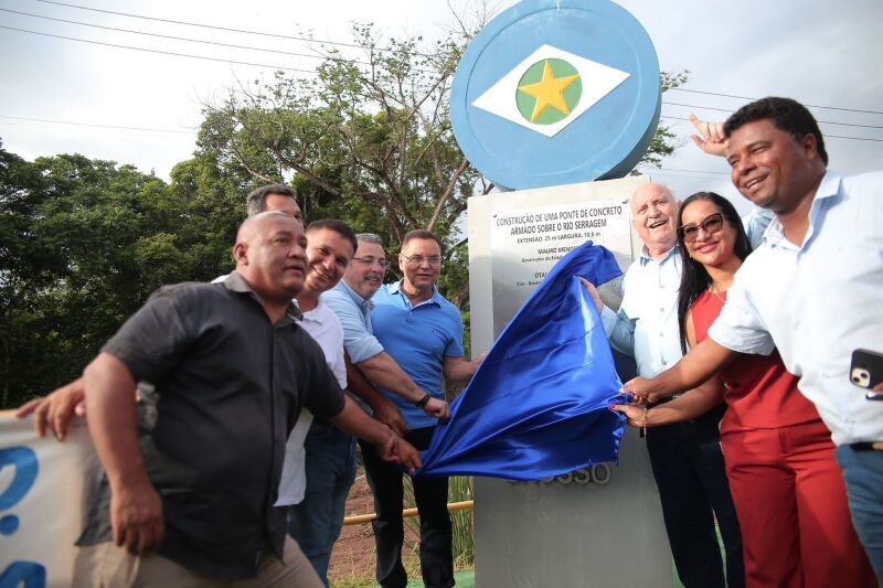 Botelho entrega pontes e creche modernizadas em dia histórico para Nobres