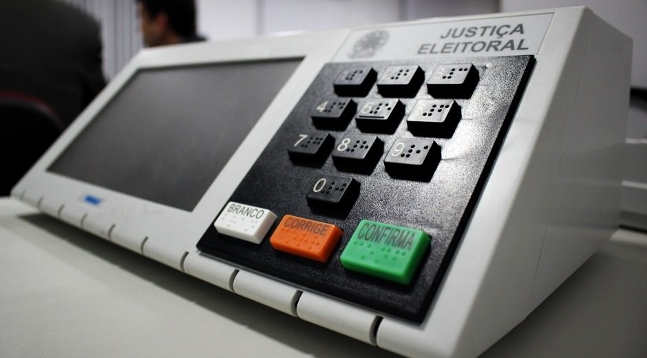 Para o Senado Jaime Campos (DEM) dispara; Procurador Mauro (Psol) aparece em 2º; em terceiro estão Nilson Leitão, ex-reitora da UFMT Maria Lucia e a juiza Selma Arruda