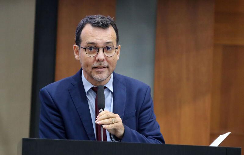 Assembleia aprova projeto que permite aos servidores terem registro de MEI