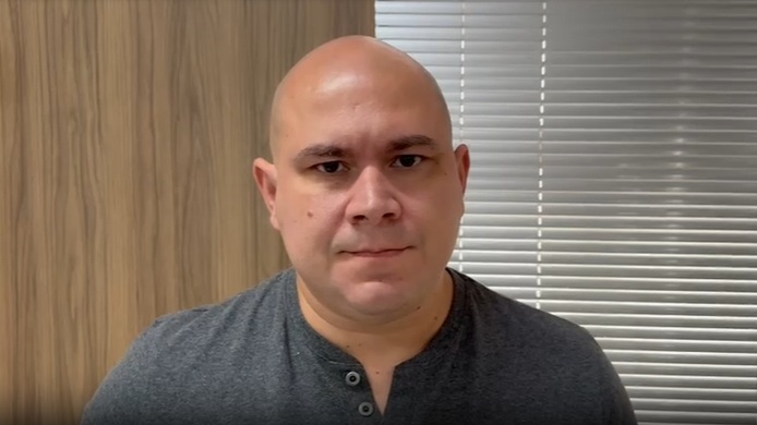 Abilio se reúne com a Locar e dá 24 horas para empresa retomar coleta de lixo