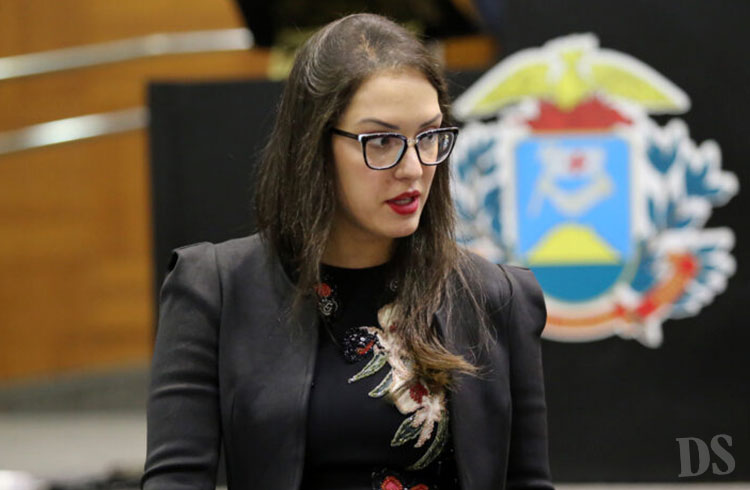 Janaina Riva critica tomada de terras por grandes produtores e defende famílias em Aripuanã