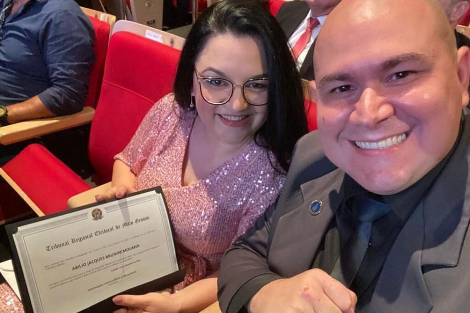 Samantha Iris assume presidência da CCJ e nega articulação de Abílio Brunini