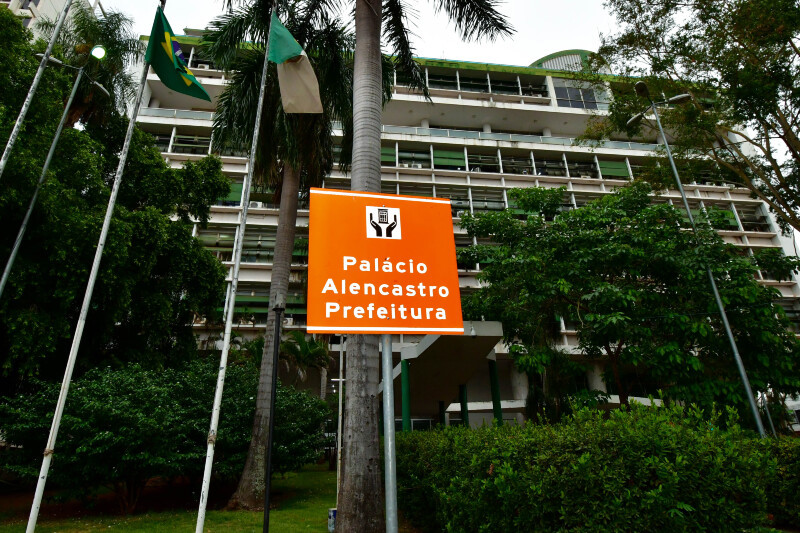 Prefeitura de Cuiabá regulariza pagamento das rescisões de professores