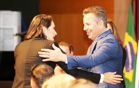 Janaina Riva reafirma apoio a Mauro Mendes, mas admite cenário incerto para 2026
