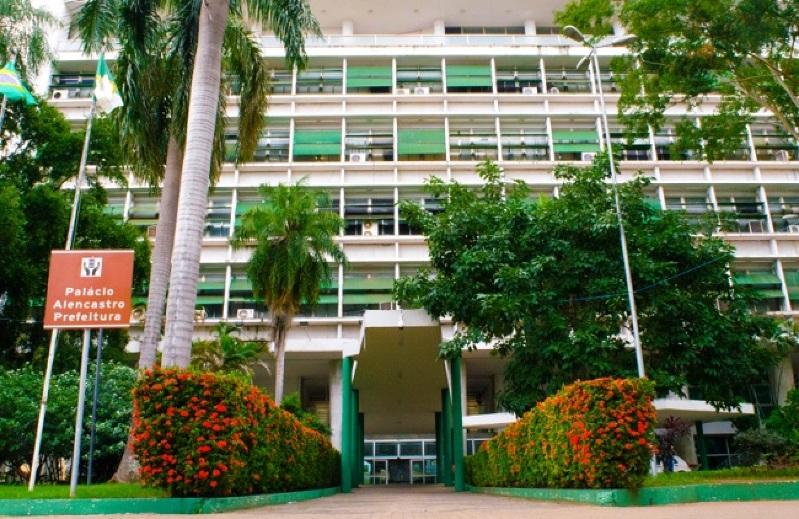 Prefeito sanciona orçamento de R$ 5,4 bilhões com foco em saúde e educação