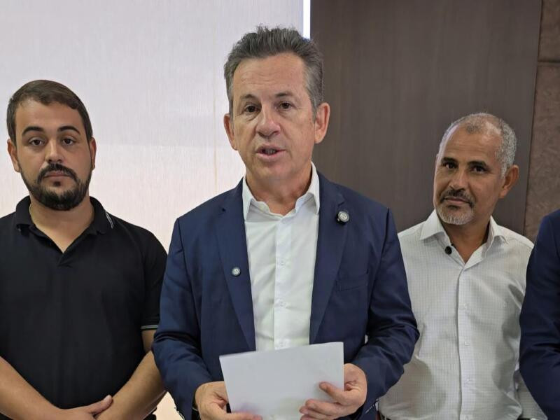 Governador Mauro Mendes anuncia reconstrução de casas e pontes em municípios afetados por enchentes