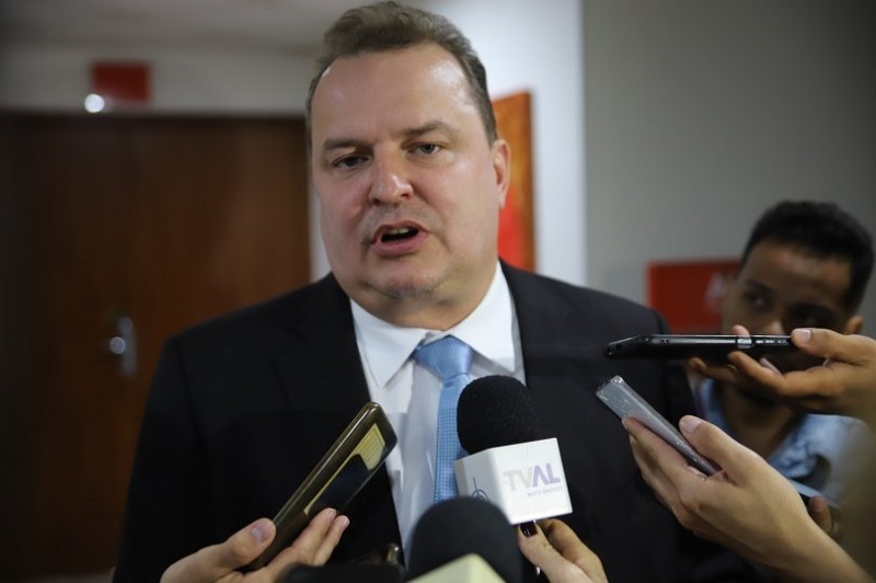 Max Russi reforça oposição ao uso de câmeras corporais em policiais militares de Mato Grosso