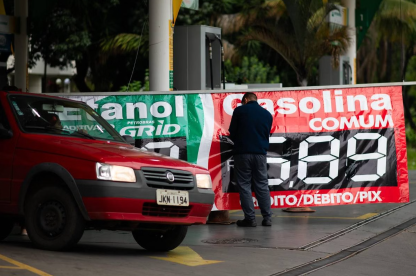 Aumento do ICMS fará gasolina e diesel subirem a partir de fevereiro; impacto na inflação é esperado