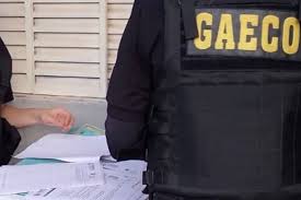 Operação mira quadrilha de agiotas que empregava policiais para cobrar dívidas