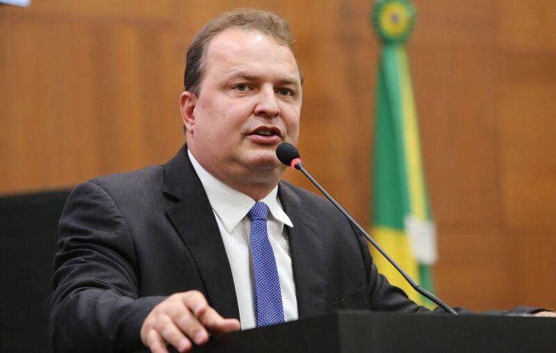 Max Russi critica aumento de sessões na ALMT e defende o fortalecimento das comissões