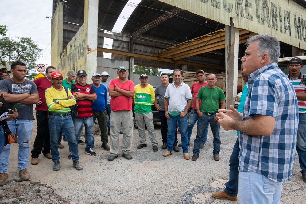Trabalhadores terceirizados da Bem Estar de Cuiabá cruzam os braços por falta de pagamento