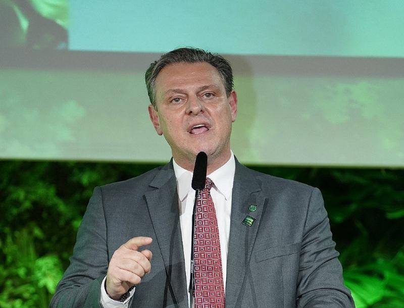 Fávaro apresenta balanço de ações do Ministério da Agricultura para prefeitos de MT em encontro dos prefeitos