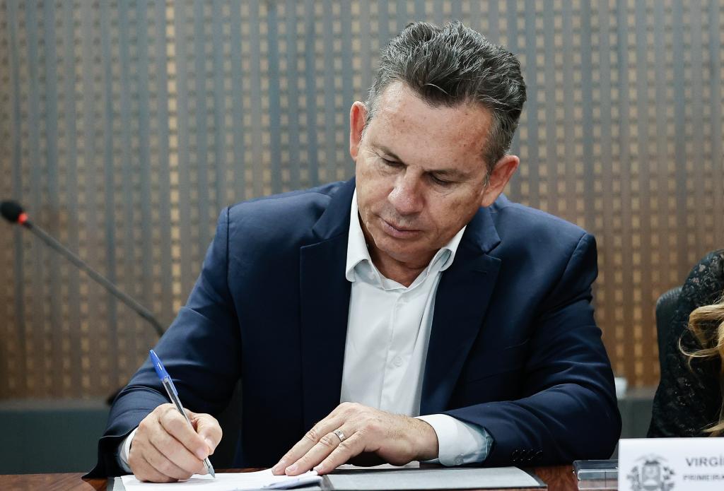 Governador repassa mais de R$ 144 milhões aos municípios afetados pela extinção do Fethab Diesel 