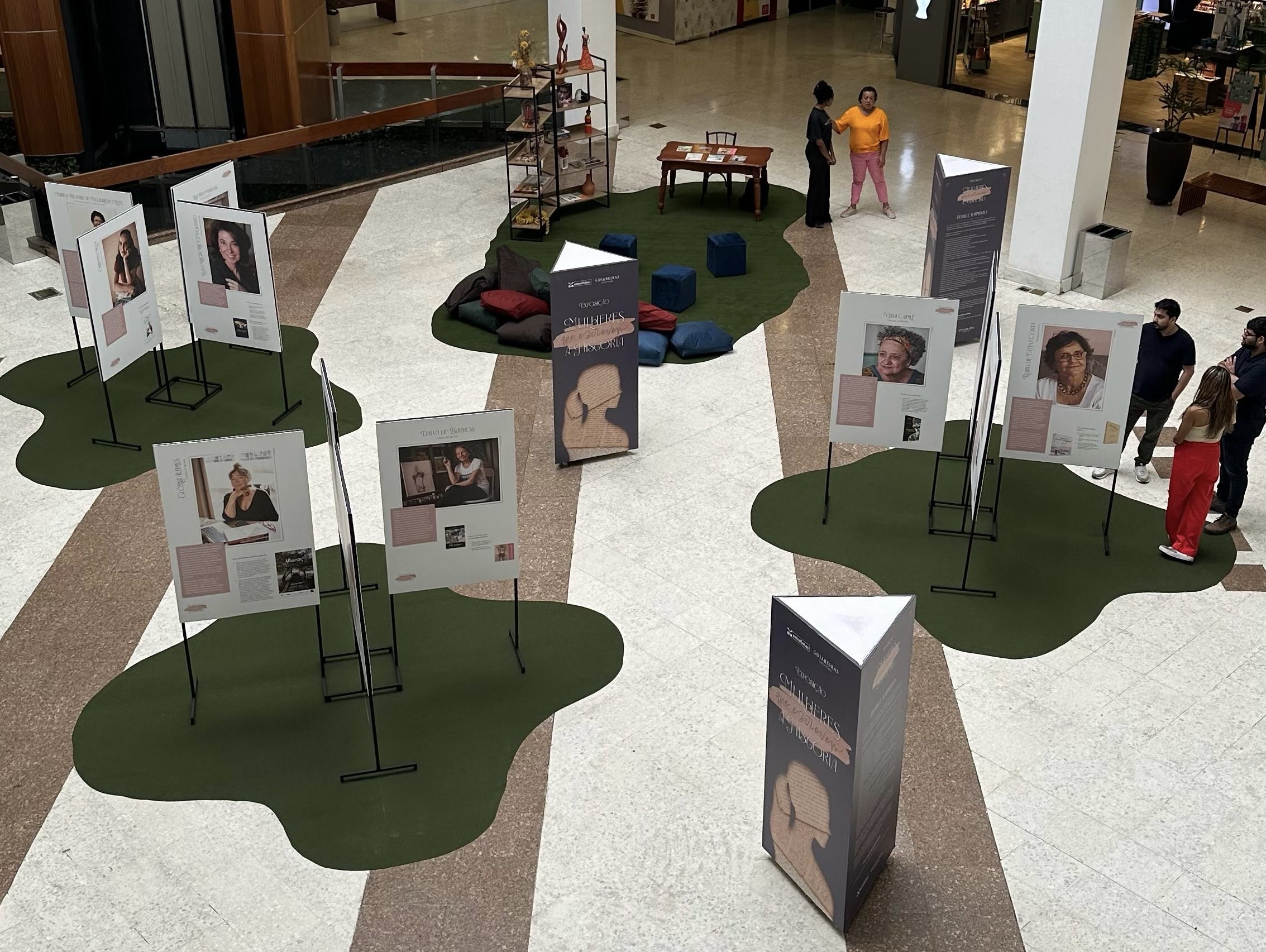 Exposição “Mulheres que Escrevem a História” faz homenagem a 25 mulheres escritoras 