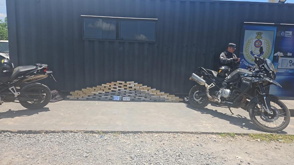  103 quilos de drogas são apreendidas em caminhão em Cuiabá